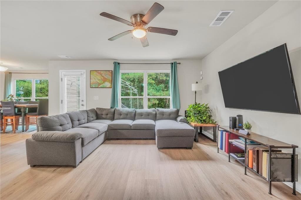 4 bedroom, 3 bathroom, 1,850 sq ft single family residence for sale at 480 McGiboney Lane, Covington, GA 30016 — photo 3