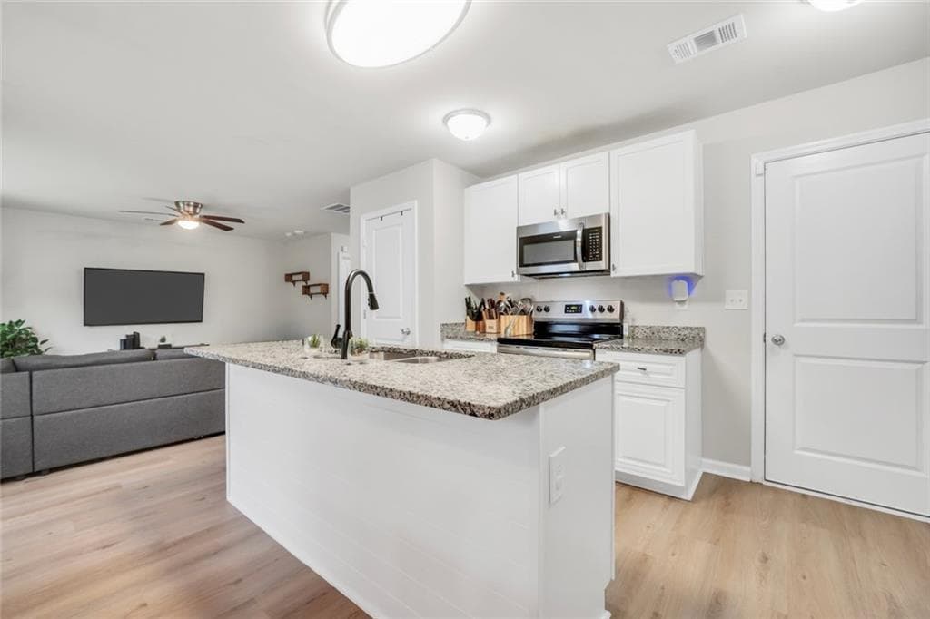 4 bedroom, 3 bathroom, 1,850 sq ft single family residence for sale at 480 McGiboney Lane, Covington, GA 30016 — photo 6