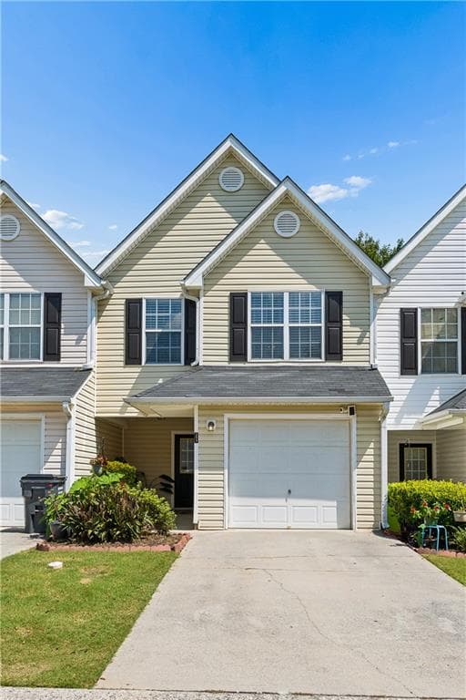 2 bedroom, 3 bathroom, 1,216 sq ft townhouse for sale at 253 Gallant Court 17, Mableton, GA 30126