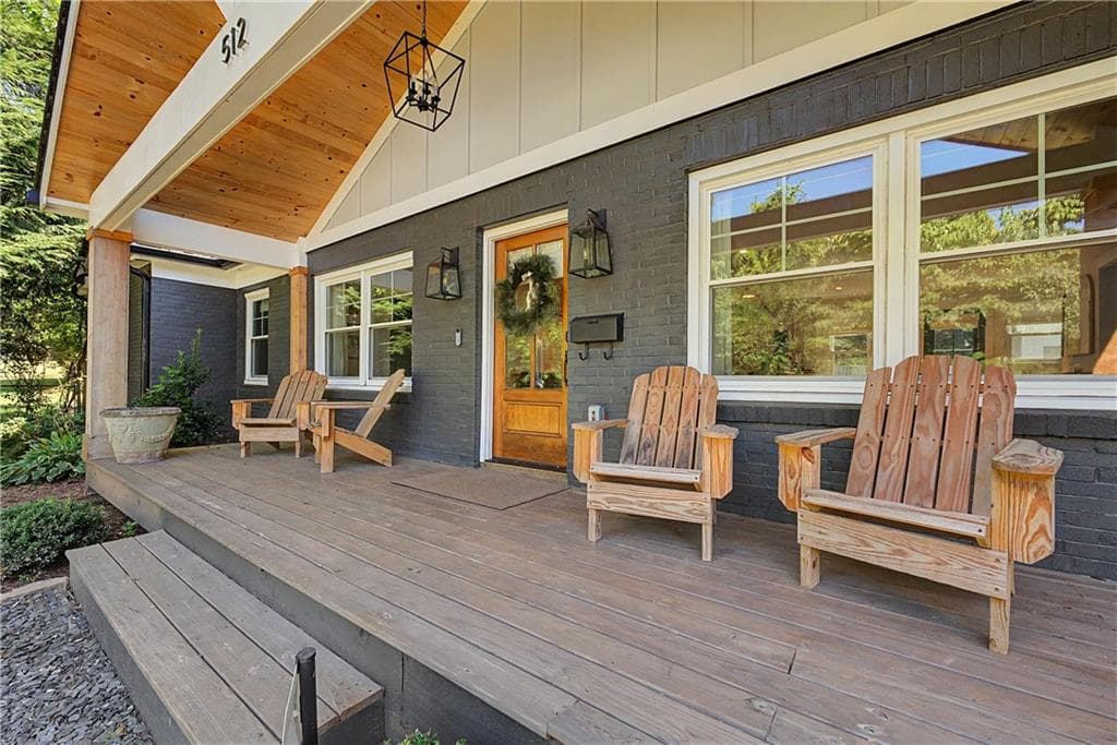 3 bedroom, 3 bathroom, 1,912 sq ft single family residence for sale at 512 Cherokee St NE, Marietta, GA 30060 — photo 3