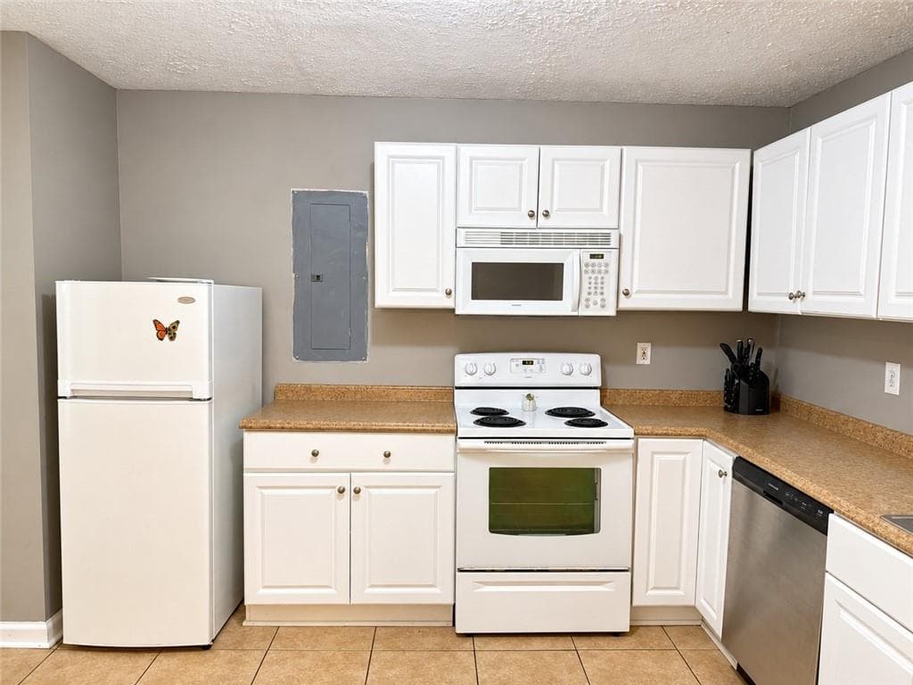 1 bedroom, 1 bathroom apartment for rent at 1447 Shiloh Way 1, Kennesaw, GA 30144 for $1,500 a month — photo 4