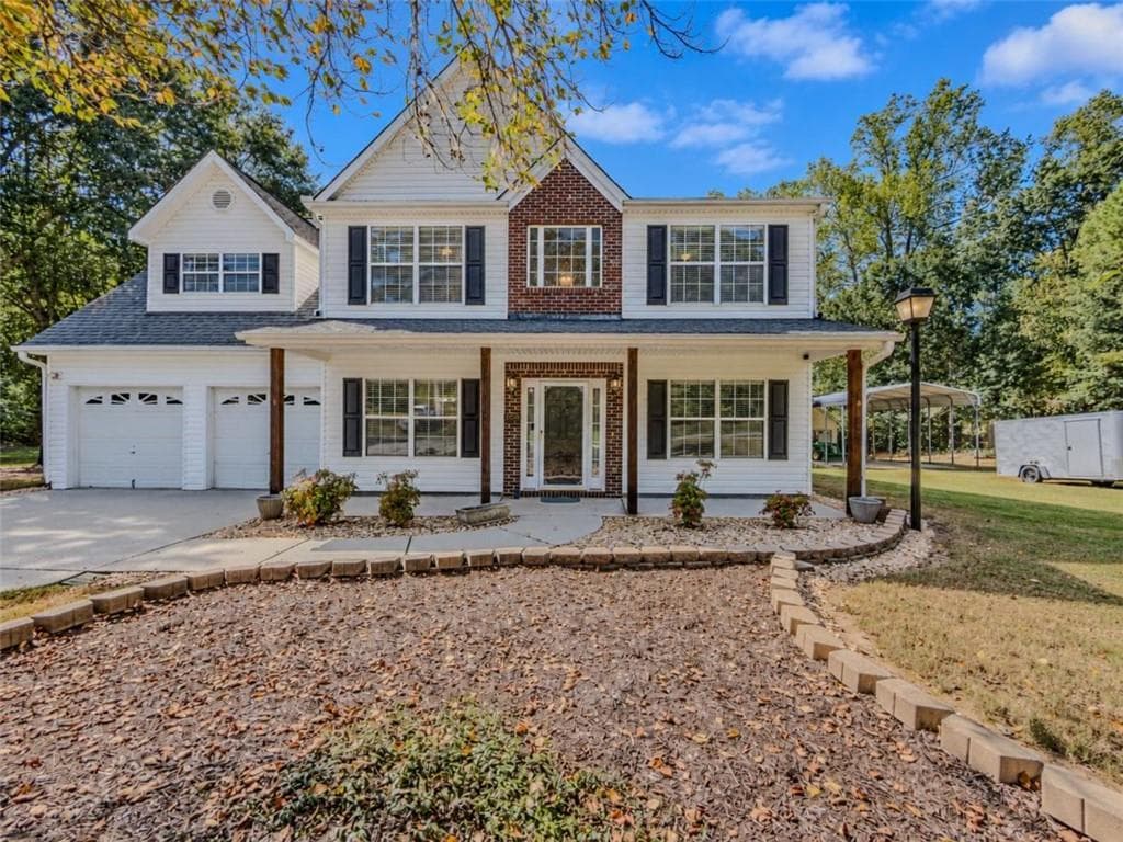 4 bedroom, 3 bathroom, 2,550 sq ft single family residence for sale at 1205 Mystic Drive, Loganville, GA 30052