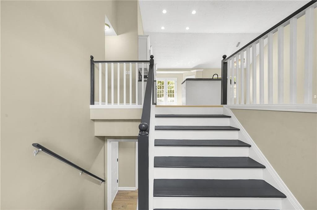 4 bedroom, 2 bathroom, 2,344 sq ft single family residence for sale at 3997 Arrington Road, Acworth, GA 30102 — photo 4