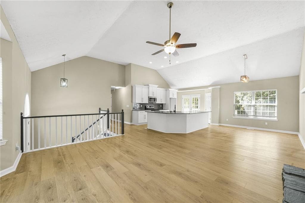 4 bedroom, 2 bathroom, 2,344 sq ft single family residence for sale at 3997 Arrington Road, Acworth, GA 30102 — photo 7
