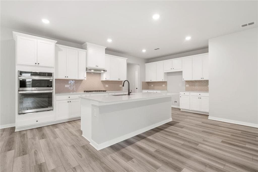 5 bedroom, 4 bathroom, 3,704 sq ft single family residence for sale at 405 Amberleaf Cove, Mcdonough, GA 30252 — photo 7