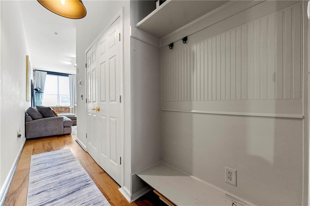 1 bedroom, 1 bathroom, 625 sq ft condominium for sale at 800 Peachtree Street 8601, Atlanta, GA 30308 — photo 2