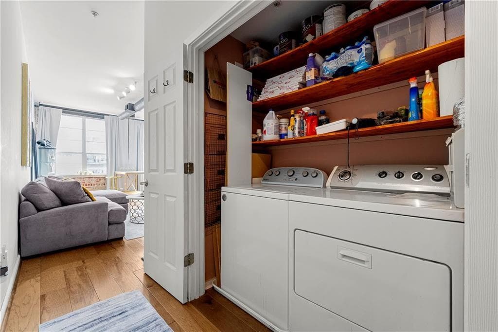 1 bedroom, 1 bathroom, 625 sq ft condominium for sale at 800 Peachtree Street 8601, Atlanta, GA 30308 — photo 3