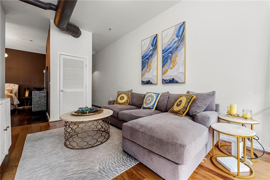 1 bedroom, 1 bathroom, 625 sq ft condominium for sale at 800 Peachtree Street 8601, Atlanta, GA 30308 — photo 4