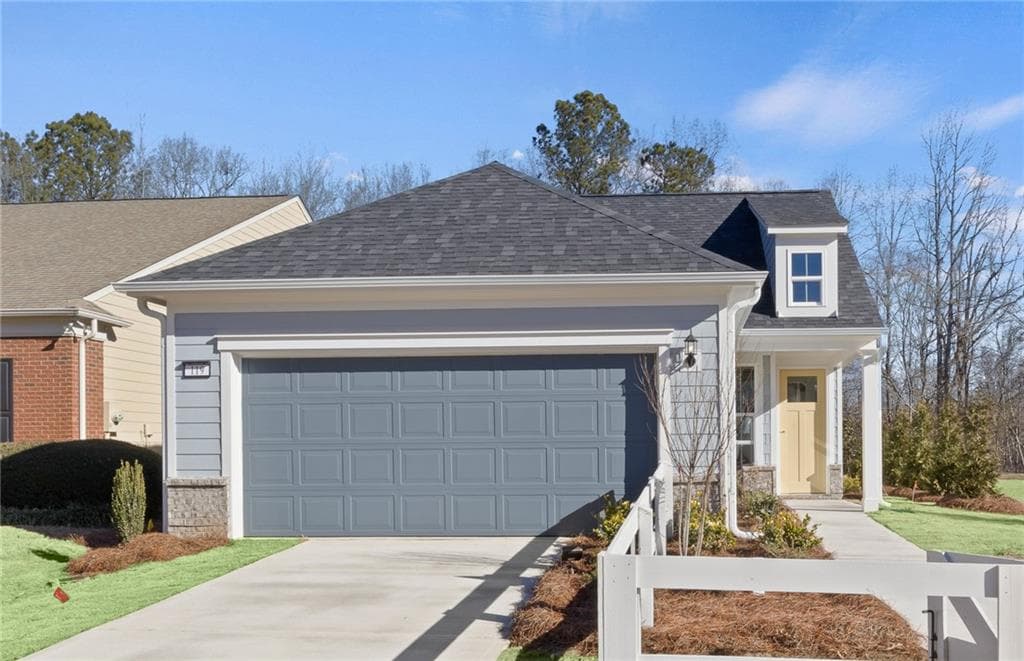 2 bedroom, 2 bathroom, 1,542 sq ft single family residence for sale at 426 Miscanthus Court, Griffin, GA 30223 — photo 2