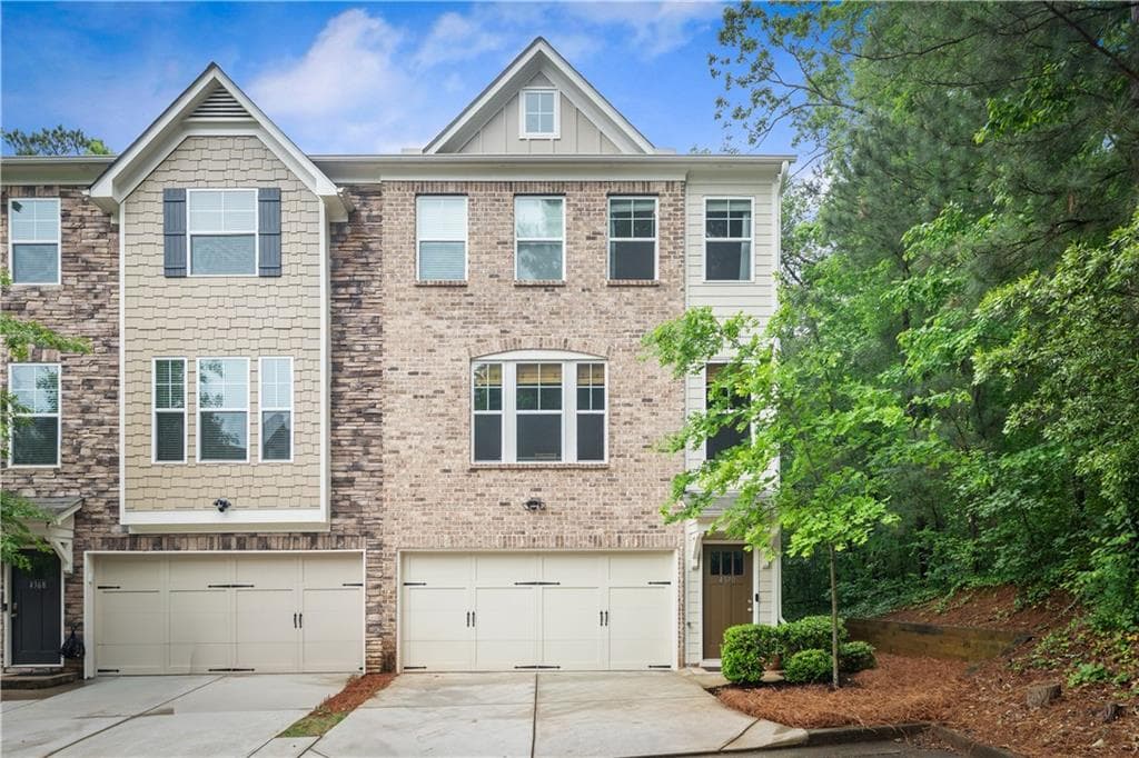 4 bedroom, 4 bathroom, 1,948 sq ft home for sale at 4370 Morning View, Stone Mountain, GA