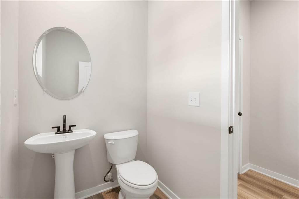 6 bedroom, 5 bathroom, 3,829 sq ft single family residence for sale at 401 Amberleaf Cove, Mcdonough, GA 30252 — photo 9