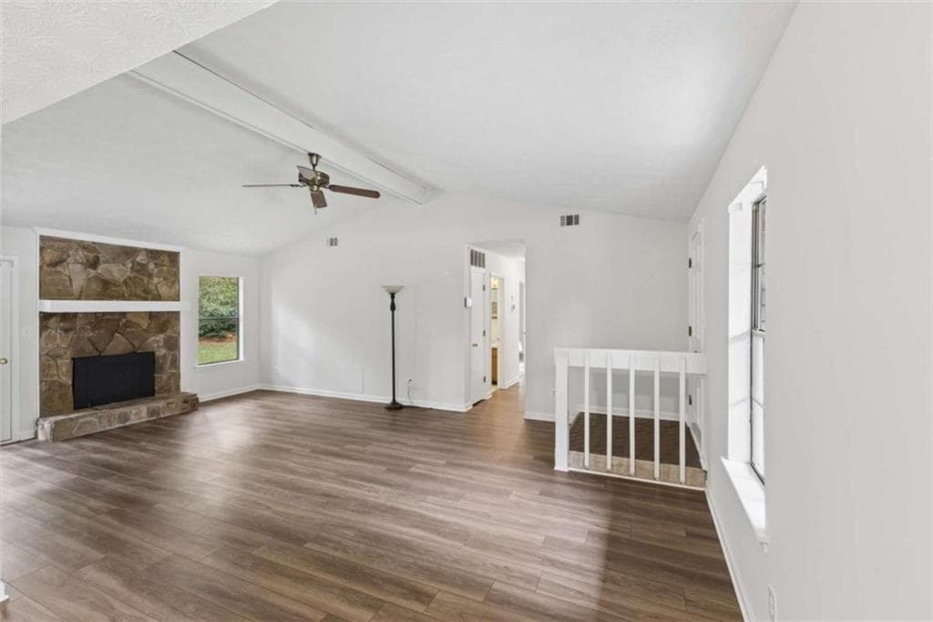 3 bedroom, 2 bathroom, 1,152 sq ft single family residence for sale at 101 Valley Court, Stockbridge, GA 30281 — photo 3