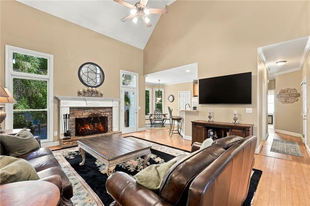 6 bedroom, 4 bathroom, 4,205 sq ft single family residence for sale at 7930 Willow Point, Gainesville, GA 30506 — photo 9