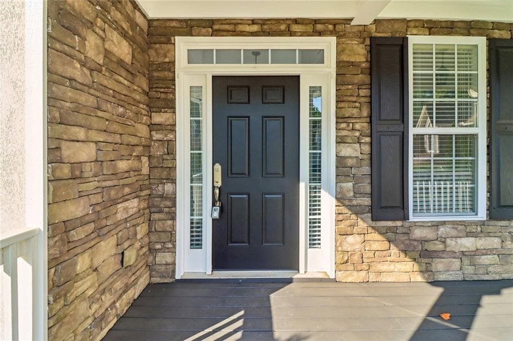 4 bedroom, 3 bathroom, 2,287 sq ft single family residence for sale at 5751 Vinings Place Court, Mableton, GA 30126 — photo 8