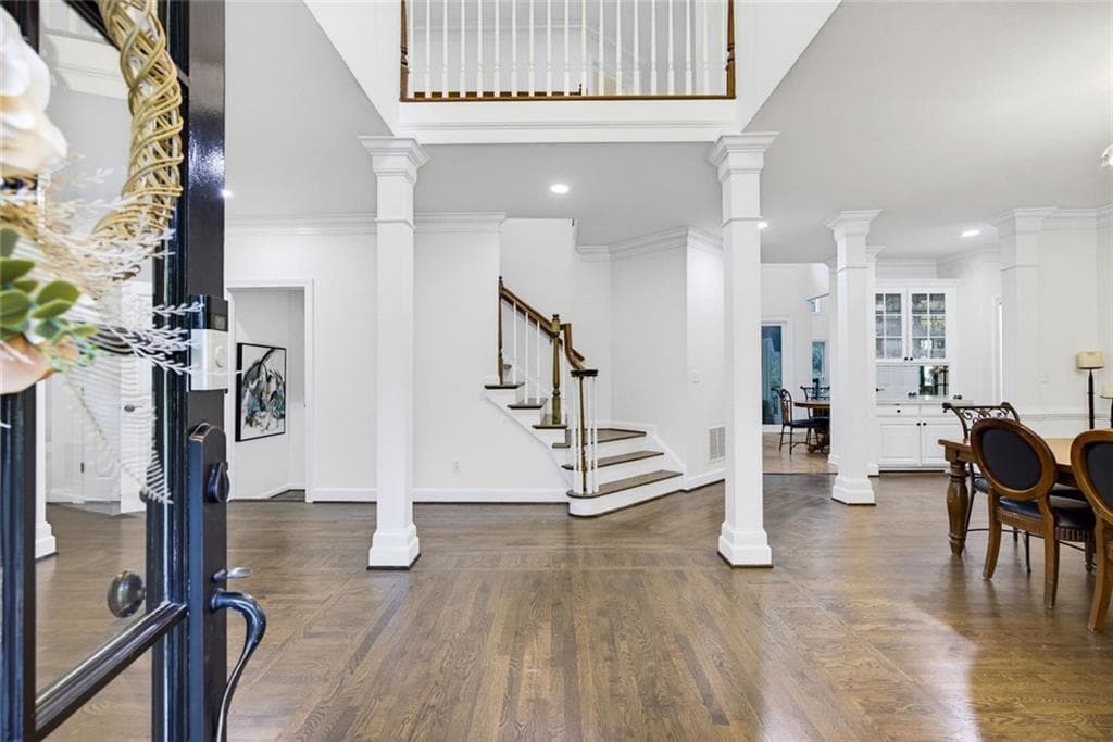 6 bedroom, 5 bathroom, 5,090 sq ft single family residence for sale at 5363 Thornapple Lane, Acworth, GA 30101 — photo 5