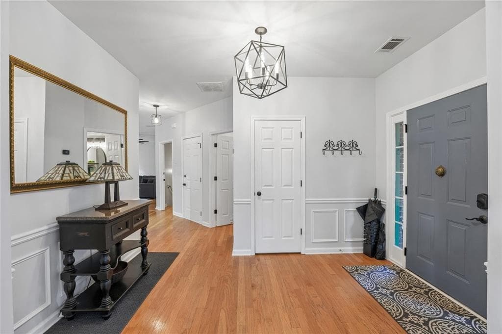 6 bedroom, 4 bathroom, 3,744 sq ft single family residence for sale at 195 Sable Pointe Drive, Milton, GA 30004 — photo 4