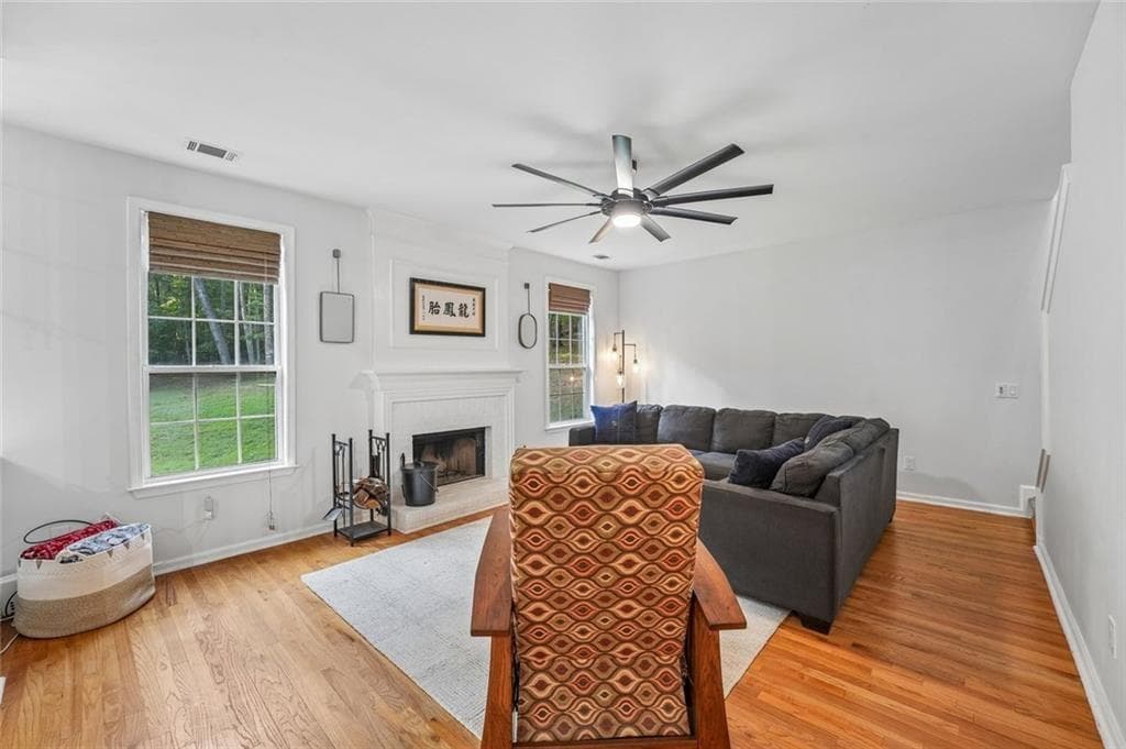 6 bedroom, 4 bathroom, 3,744 sq ft single family residence for sale at 195 Sable Pointe Drive, Milton, GA 30004 — photo 8