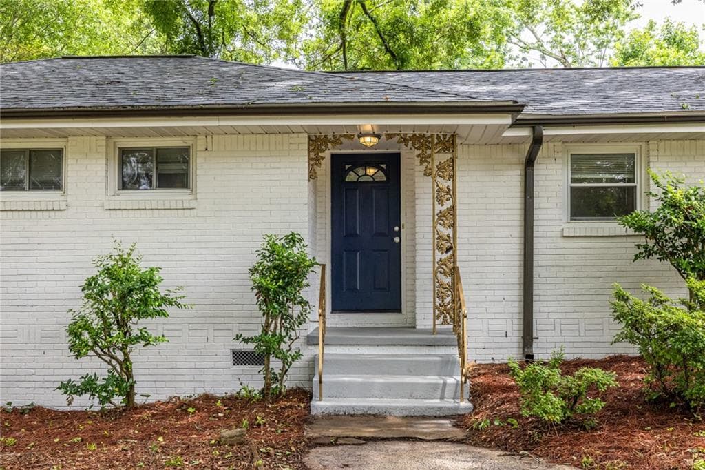 3 bedroom, 3 bathroom, 1,503 sq ft single family residence for rent at 3276 Bobbie Lane, Decatur, GA 30032 for $1,695 a month — photo 2
