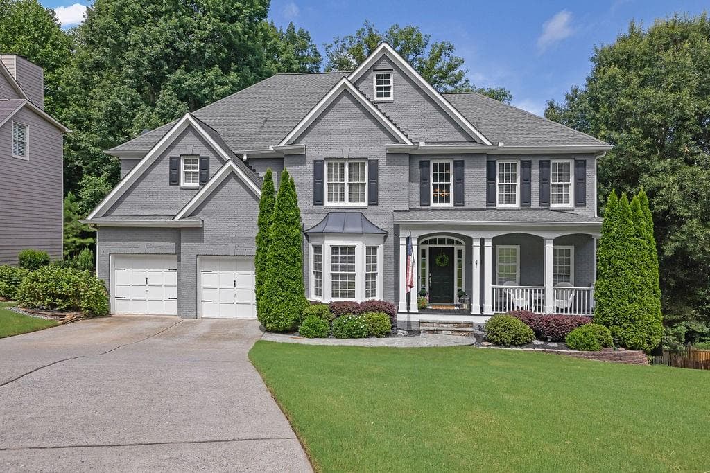 6 bedroom, 3 bathroom, 3,895 sq ft single family residence for sale at 12200 Stevens Creek Drive, Alpharetta, GA 30005 — photo 3