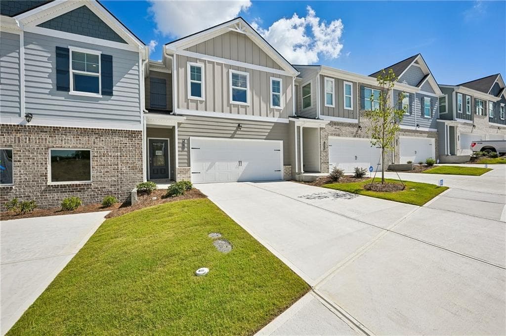 4 bedroom, 3 bathroom, 1,812 sq ft townhouse for sale at 1457 Barlow Road, Lithonia, GA 30058 — photo 3