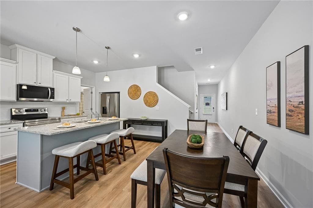 4 bedroom, 3 bathroom, 1,812 sq ft townhouse for sale at 1457 Barlow Road, Lithonia, GA 30058 — photo 7