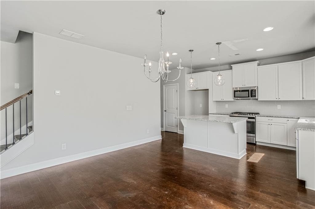 4 bedroom, 3 bathroom, 2,231 sq ft single family residence for sale at 149 Fieldbrook Crossing, Holly Springs, GA 30115 — photo 7