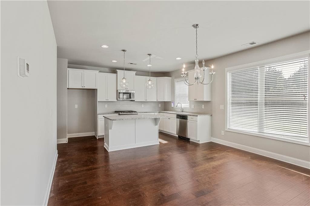 4 bedroom, 3 bathroom, 2,231 sq ft single family residence for sale at 149 Fieldbrook Crossing, Holly Springs, GA 30115 — photo 8
