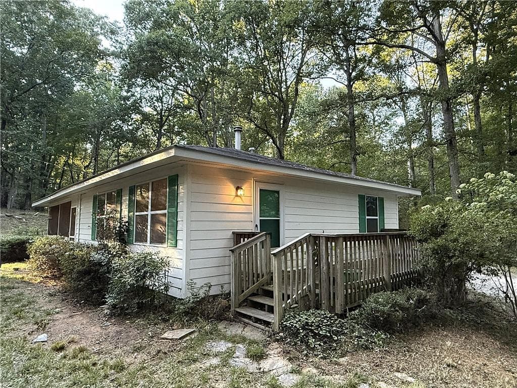 3 bedroom, 2 bathroom, 1,508 sq ft single family residence for sale at 3055 Longstreet Road, Milton, GA 30004 — photo 7