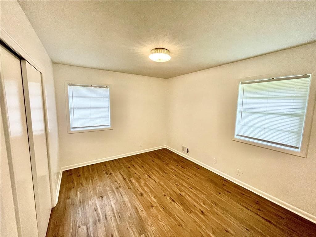 2 bedroom, 1 bathroom, 1,700 sq ft duplex for rent at 2906 Skyland Drive, Brookhaven, GA 30341 for $1,575 a month — photo 8