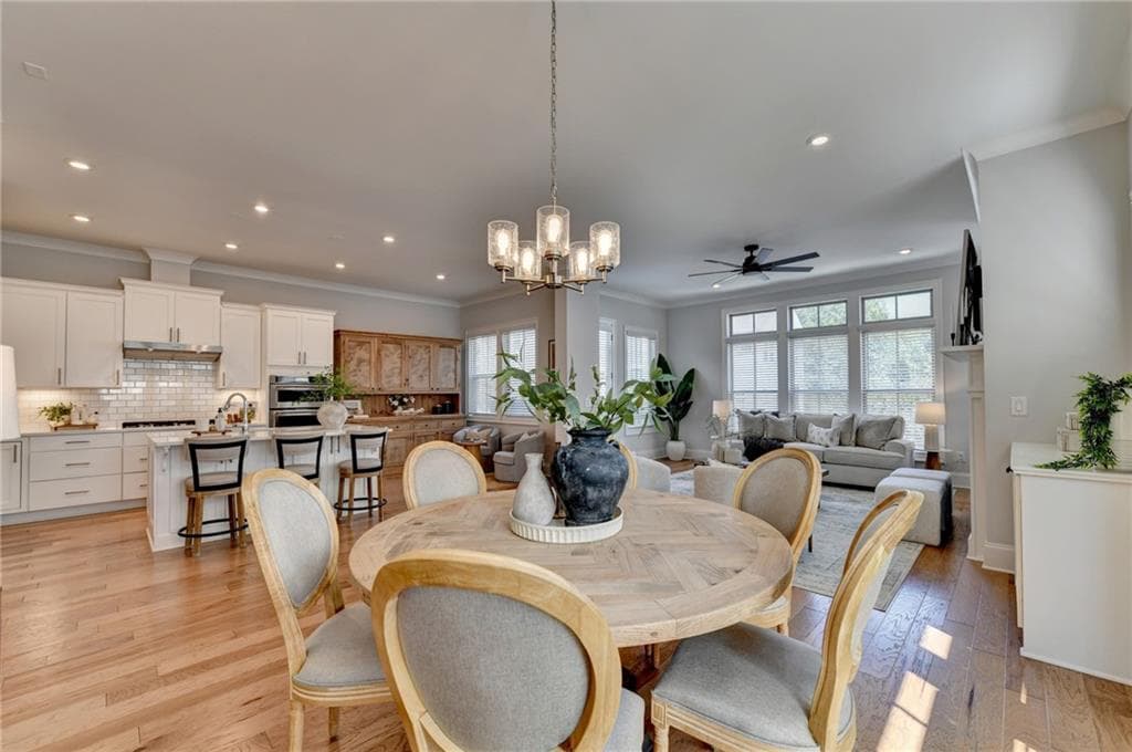 4 bedroom, 4 bathroom, 3,134 sq ft single family residence for sale at 4117 Stourbridge Common Circle, Milton, GA 30004 — photo 4