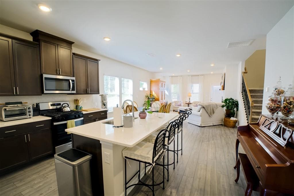 4 bedroom, 4 bathroom, 2,726 sq ft single family residence for sale at 608 Magnolia Drive, Dawsonville, GA 30534 — photo 5