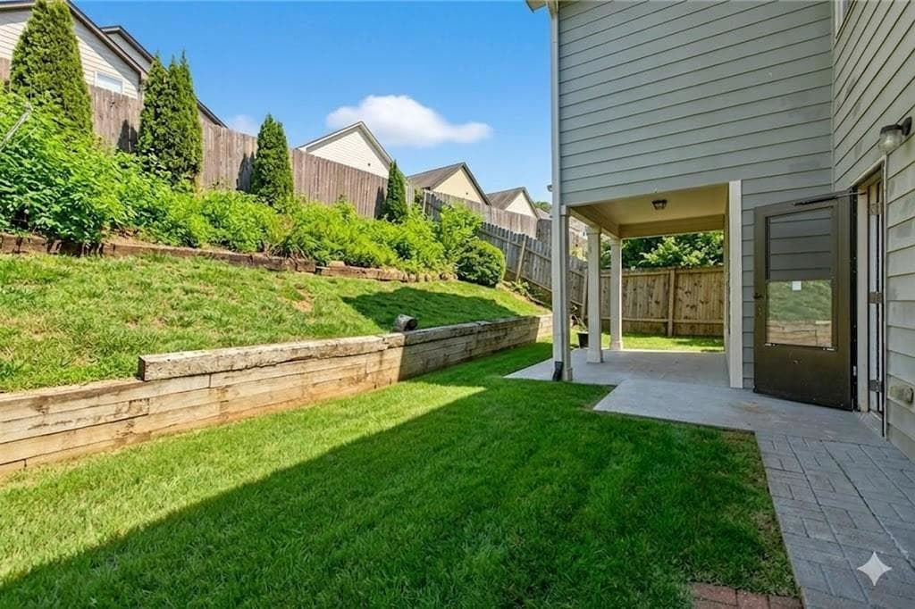 4 bedroom, 3 bathroom, 1,859 sq ft single family residence for rent at 1027 Grenier Terrace, Lawrenceville, GA 30045 for $2,500 a month — photo 4
