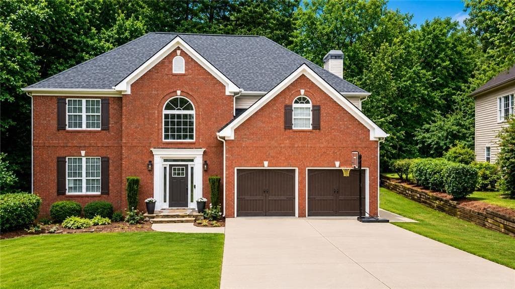 3 bedroom, 3 bathroom, 2,750 sq ft single family residence for sale at 3659 Silver Fox Path, Buford, GA 30519 — photo 10