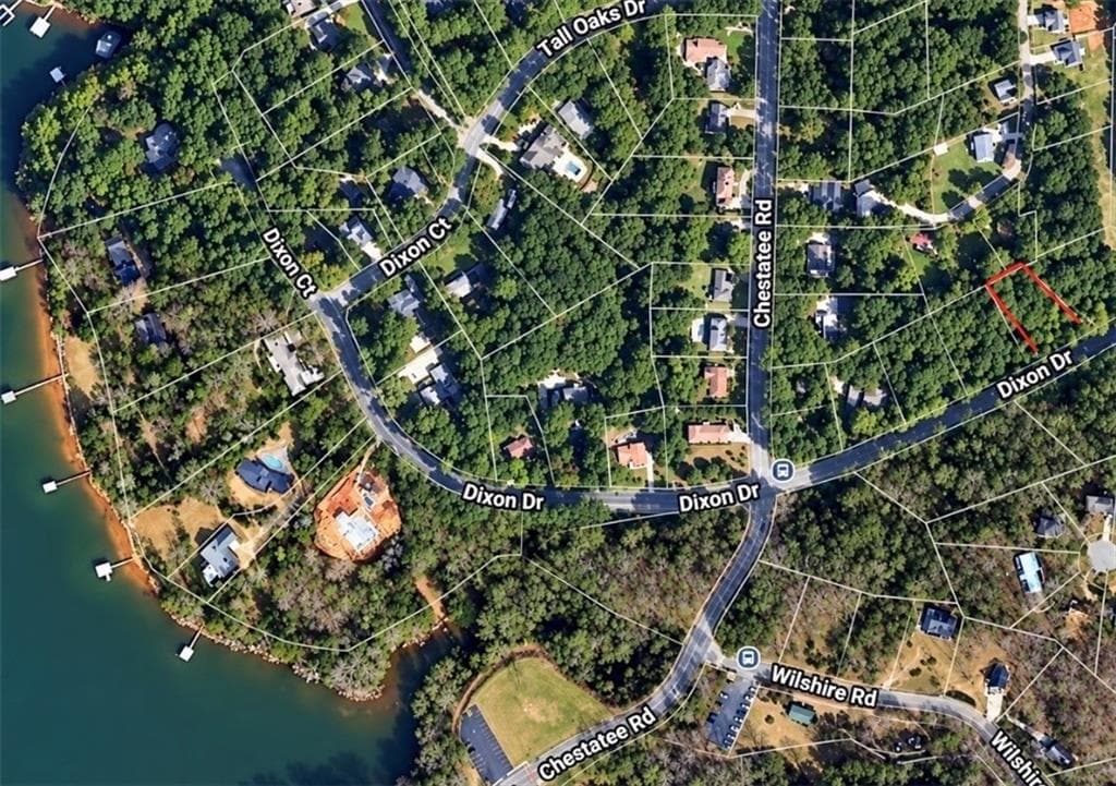 single family residence for sale at 806 Dixon Drive, Gainesville, GA 30501 — photo 2