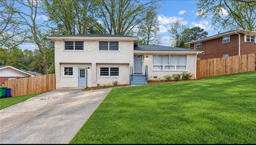 4 bedroom, 2 bathroom, 2,002 sq ft single family residence for sale at 2971 Valley Ridge Drive, Decatur, GA 30032 — photo 2