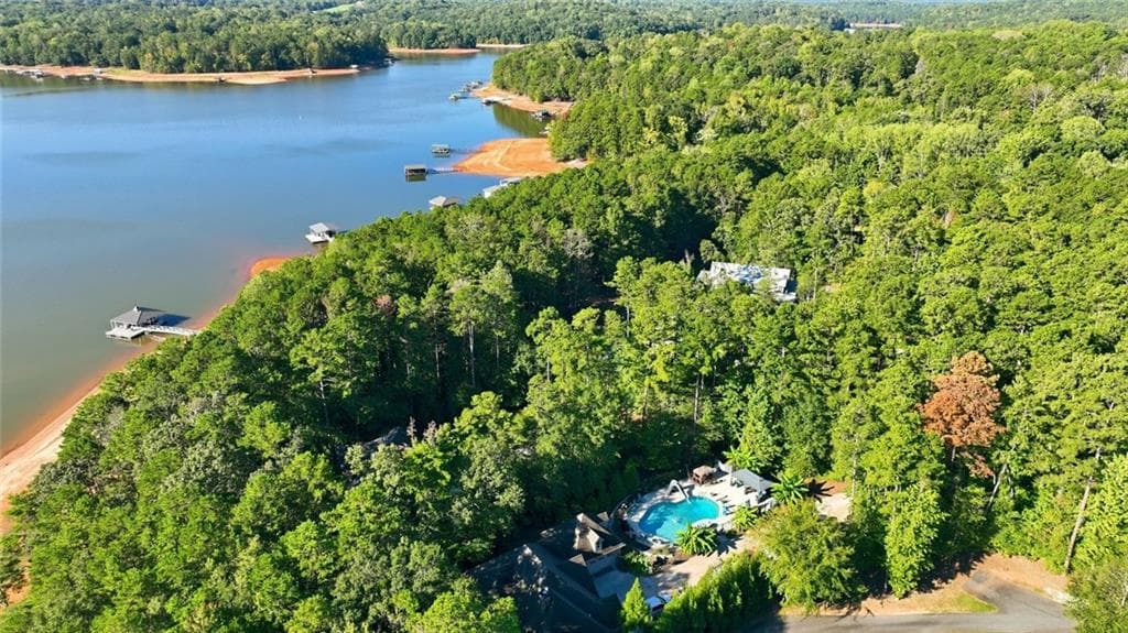 7 bedroom, 6 bathroom, 6,002 sq ft single family residence for sale at 362 Foxy Lane, Martin, GA 30557 — photo 5