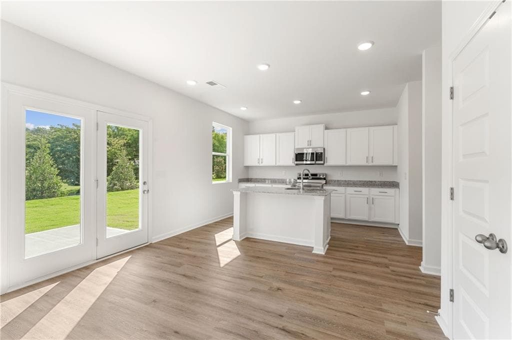 4 bedroom, 3 bathroom, 2,148 sq ft single family residence for sale at 104 Bluefin Street, Adairsville, GA 30103 — photo 6