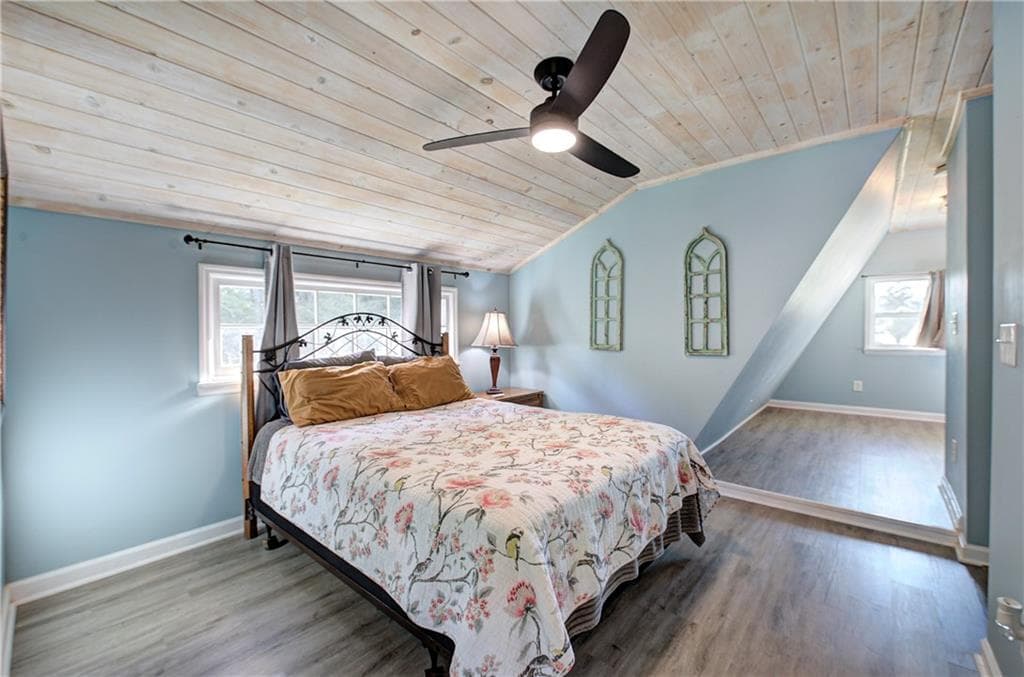 1 bedroom, 2 bathroom, 1,188 sq ft single family residence for sale at 260 Valley View Circle, Calhoun, GA 30701 — photo 3
