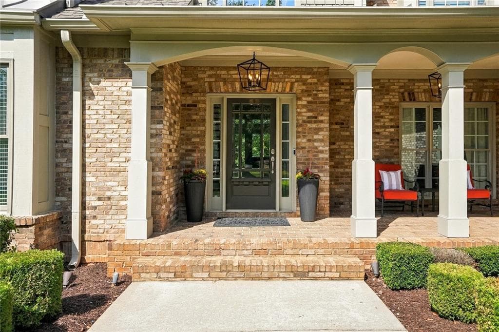 5 bedroom, 6 bathroom, 5,360 sq ft single family residence for sale at 14627 Timber Point, Milton, GA 30004 — photo 2