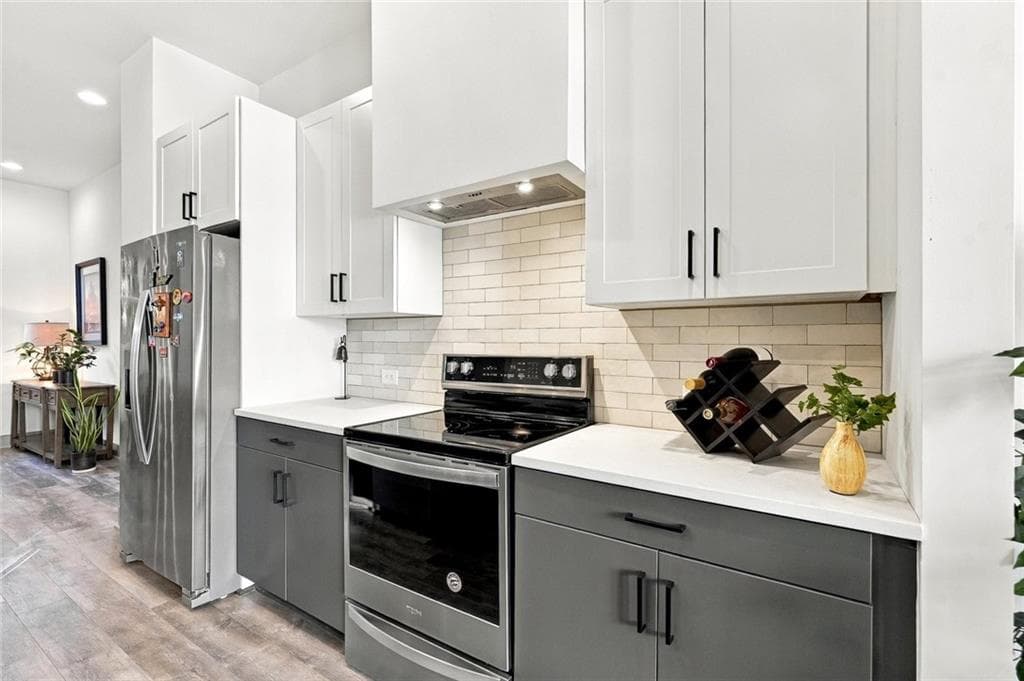 3 bedroom, 4 bathroom, 1,898 sq ft townhouse for sale at 5 Becker Place, Atlanta, GA 30307 — photo 3