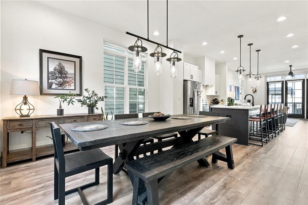 3 bedroom, 4 bathroom, 1,898 sq ft townhouse for sale at 5 Becker Place, Atlanta, GA 30307 — photo 9