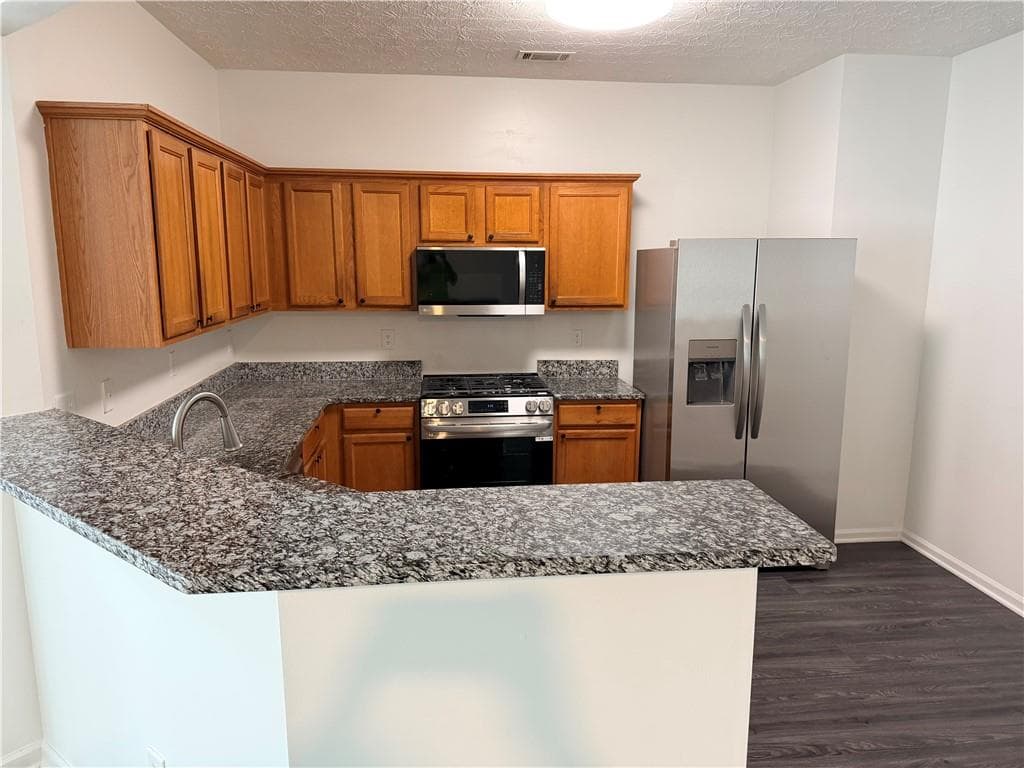3 bedroom, 3 bathroom, 1,903 sq ft single family residence for sale at 1688 Windale Court, Lawrenceville, GA 30044 — photo 3