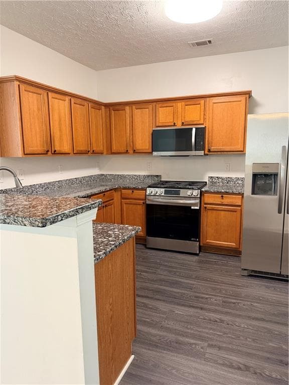 3 bedroom, 3 bathroom, 1,903 sq ft single family residence for sale at 1688 Windale Court, Lawrenceville, GA 30044 — photo 4