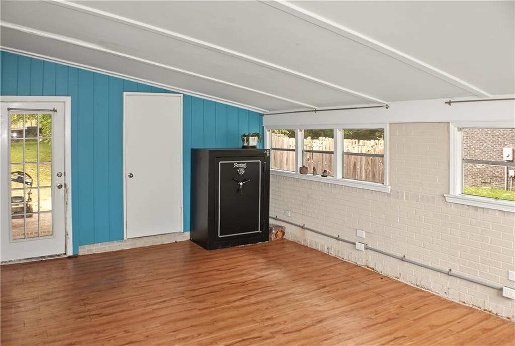 3 bedroom, 2 bathroom, 1,404 sq ft single family residence for sale at 265 Elks Street, Winder, GA 30680 — photo 5