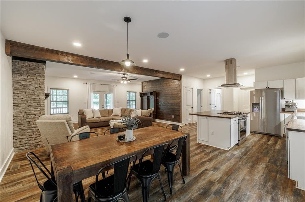 4 bedroom, 3 bathroom, 2,704 sq ft single family residence for sale at 930 James Holcomb Road, Hull, GA 30646 — photo 5