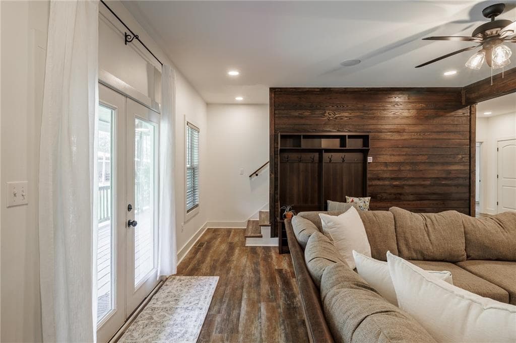 4 bedroom, 3 bathroom, 2,704 sq ft single family residence for sale at 930 James Holcomb Road, Hull, GA 30646 — photo 9