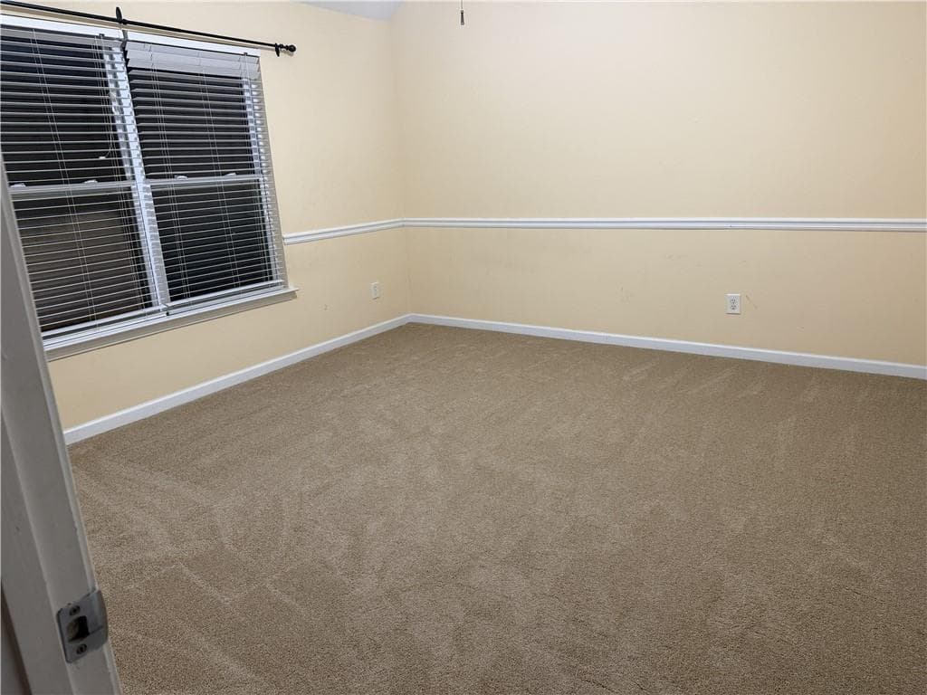 4 bedroom, 3 bathroom, 2,300 sq ft single family residence for rent at 945 Tree Top Drive, Suwanee, GA 30024 for $2,500 a month — photo 5