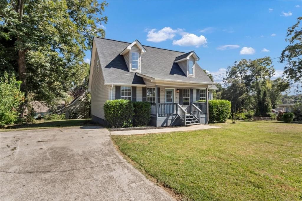 3 bedroom, 2 bathroom, 1,254 sq ft single family residence for rent at 737 Carlton Street, Gainesville, GA 30501 for $2,200 a month — photo 3