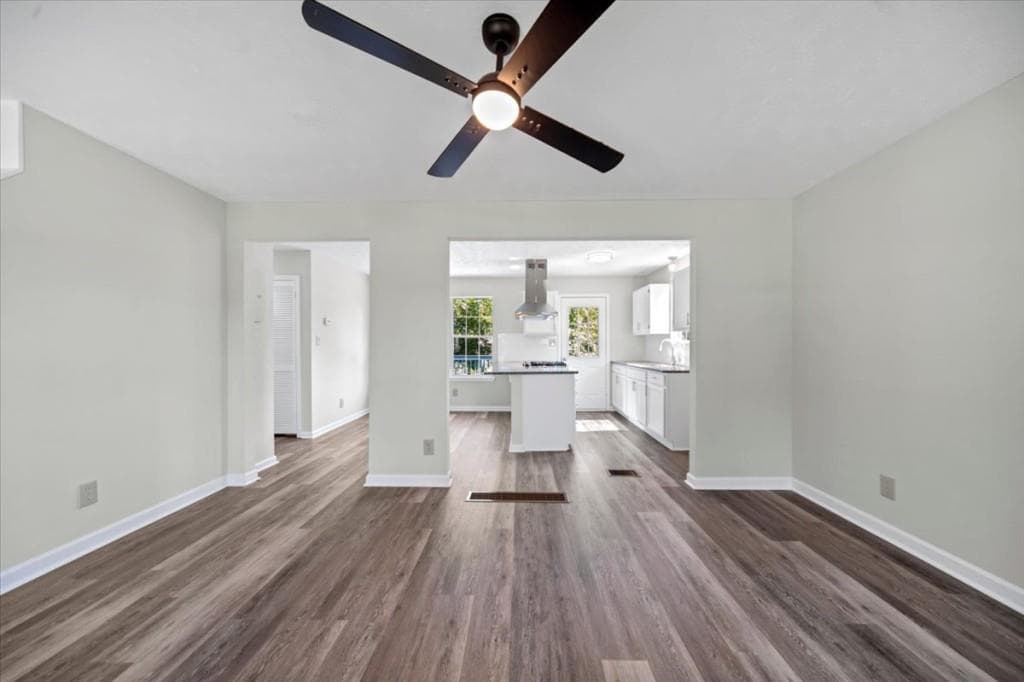3 bedroom, 2 bathroom, 1,254 sq ft single family residence for rent at 737 Carlton Street, Gainesville, GA 30501 for $2,200 a month — photo 6