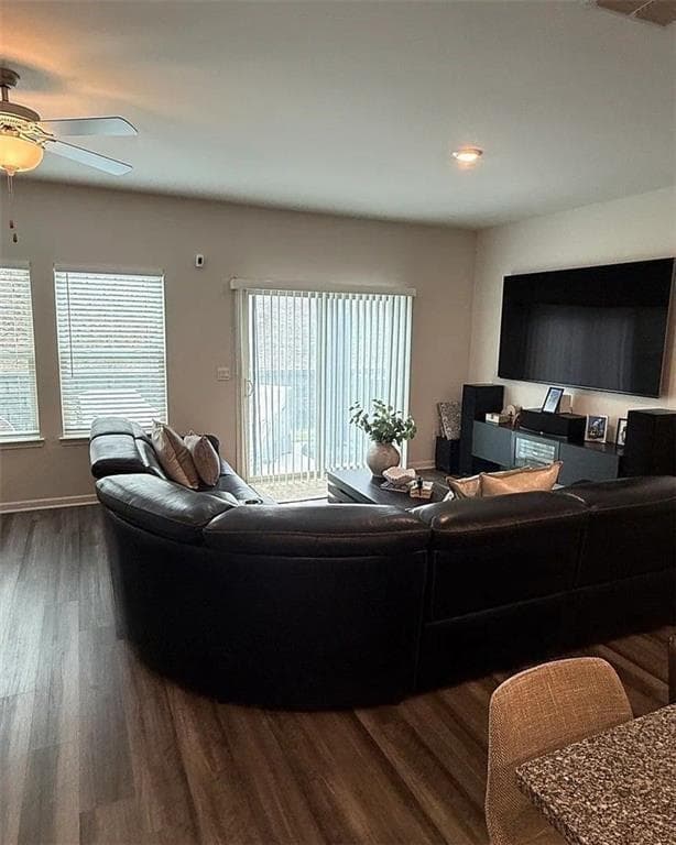 3 bedroom, 3 bathroom, 1,792 sq ft townhouse for rent at 5542 Plain Field Lane, Lilburn, GA 30047 for $2,200 a month — photo 5